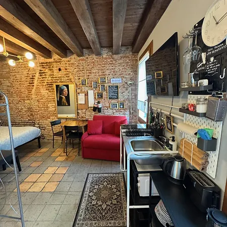 Appartement Storico Fronte Piazza In Borgo Portello Padoue