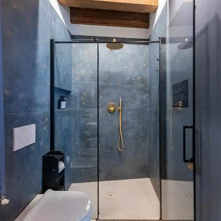 Storico Fronte Piazza In Borgo Portello *