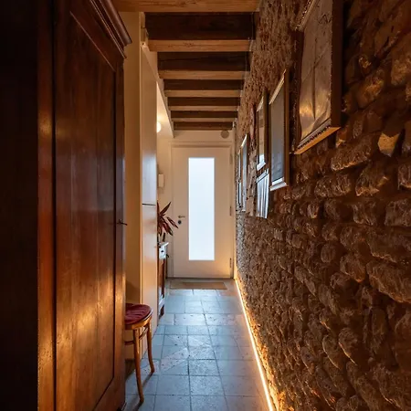 Storico Fronte Piazza In Borgo Portello パドヴァ